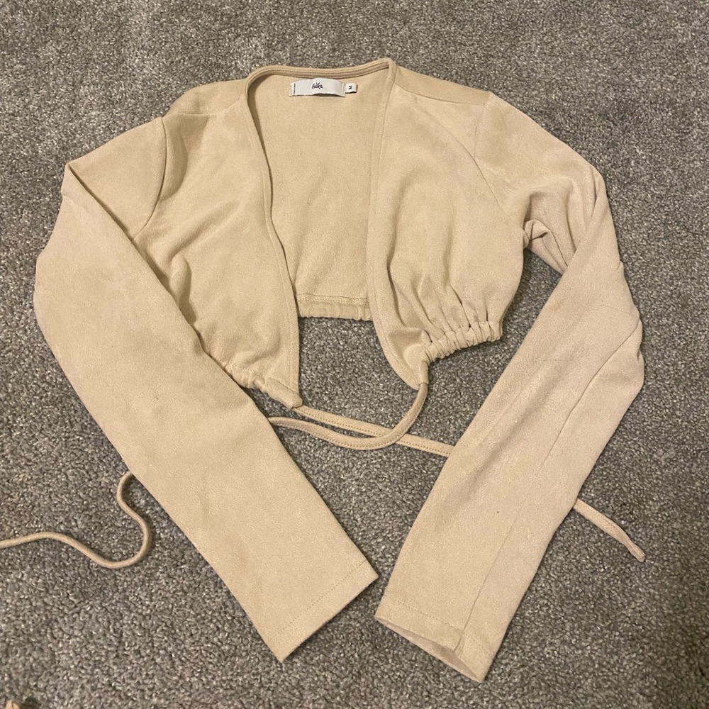 Adika wrap top